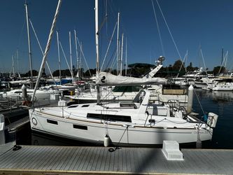 34' Beneteau 2018 Yacht For Sale